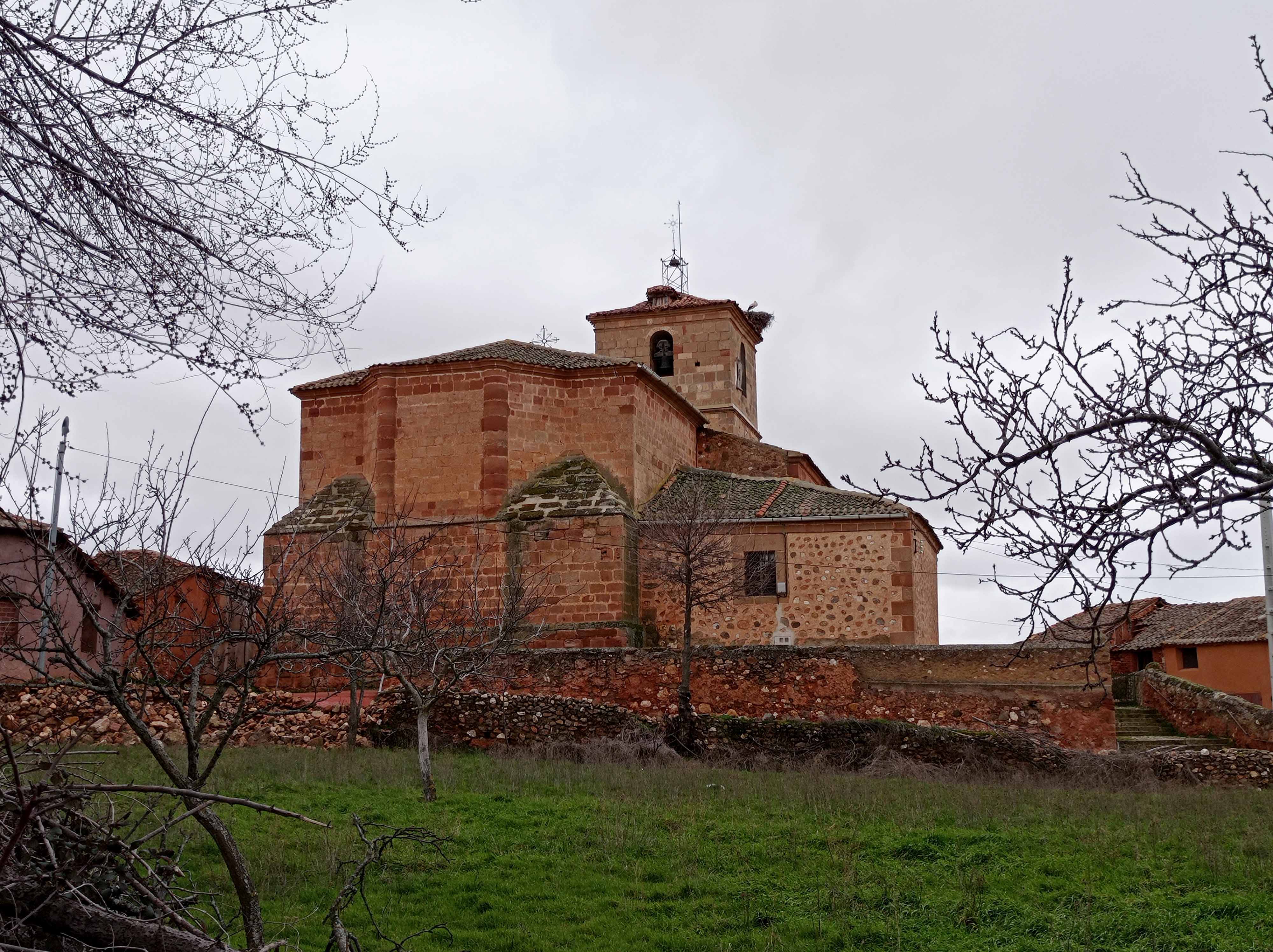 Calles y edificios de Estebanvela. Ayllon 44 retocada 