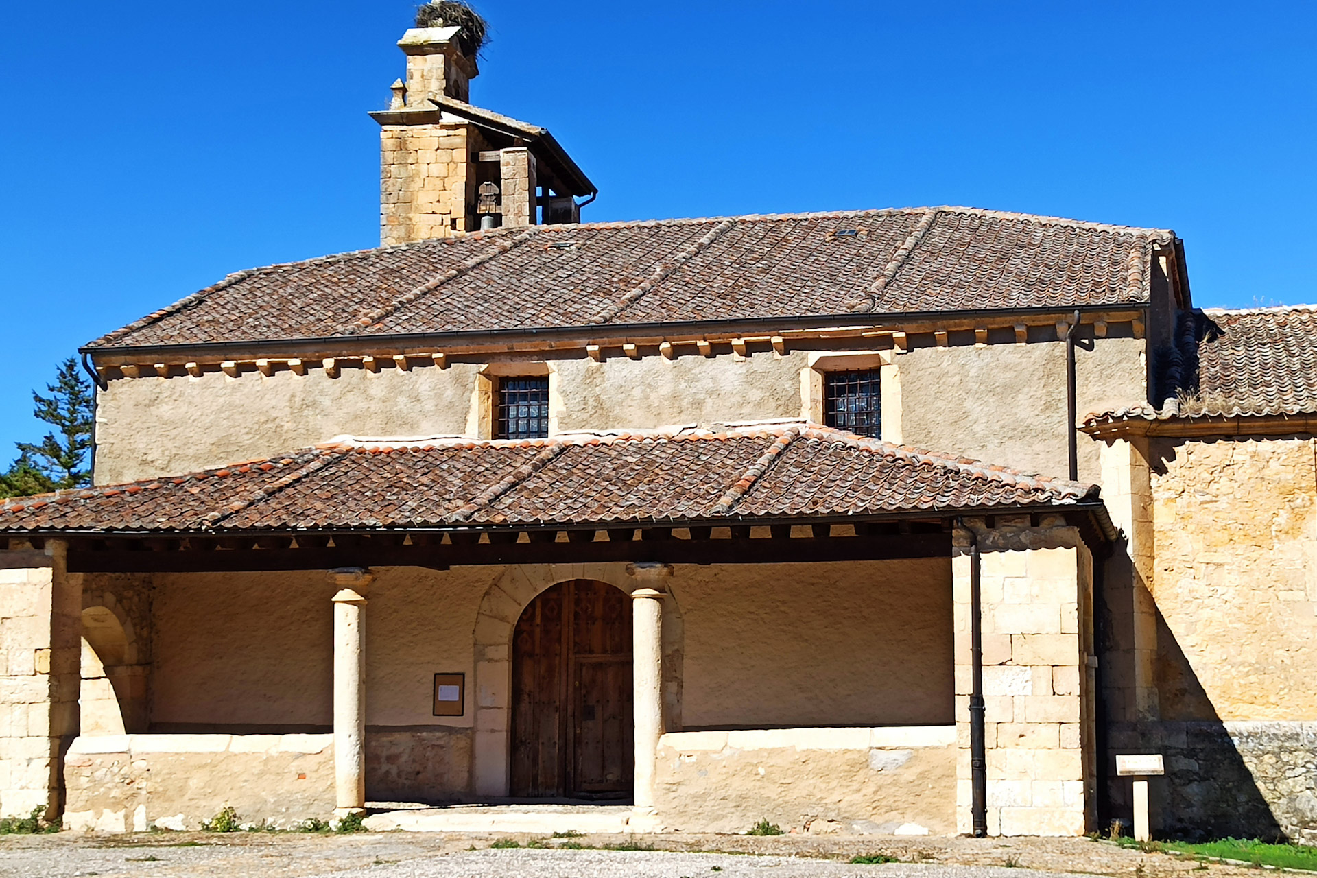 Iglesia de San Mamés 03 edited