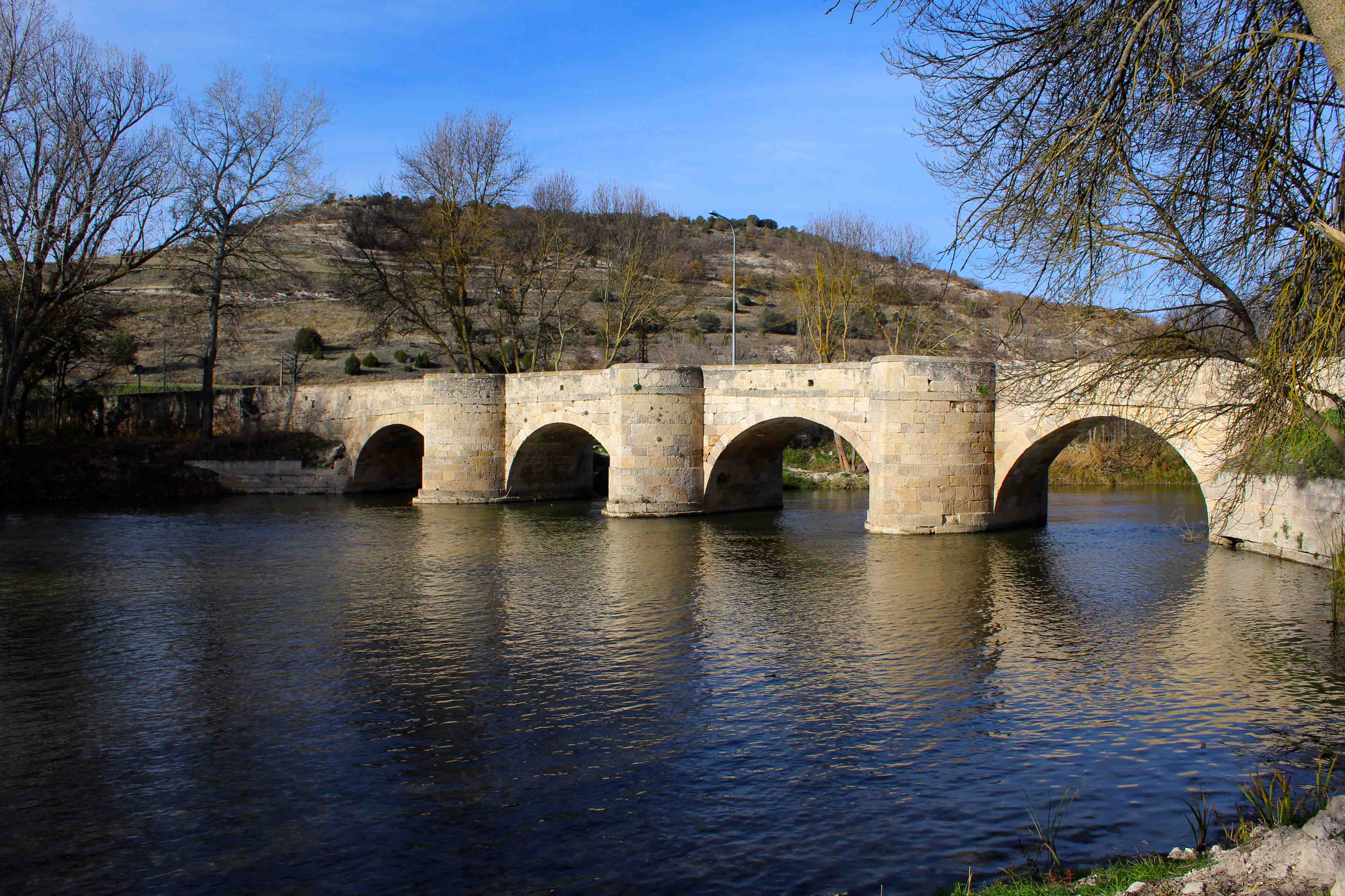 PUENTE DE LAS ERAS SOBRE EL DURATON LAGUNA DE CONTRERAS retocada 