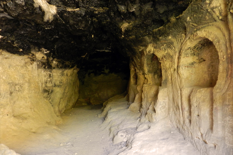 cueva siete altares