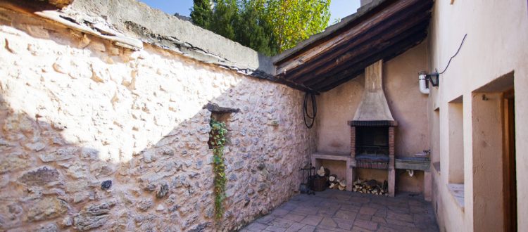 MG_0233-750x330.jpg